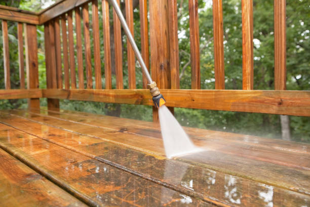Professional Pressure Washing Services in Lakes East, CT